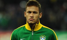 米兰体育官方网站-开拓者淘汰赛过关尼克斯，杜兰特成为关键先生