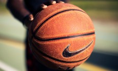 米兰体育官方网站-绝杀时刻，利拉德式关键球助四川队险胜青岛队