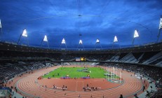 ac米兰体育官网-欧冠半决赛焦点战，勒沃库森狂胜罗马，战术革新与意志的胜利