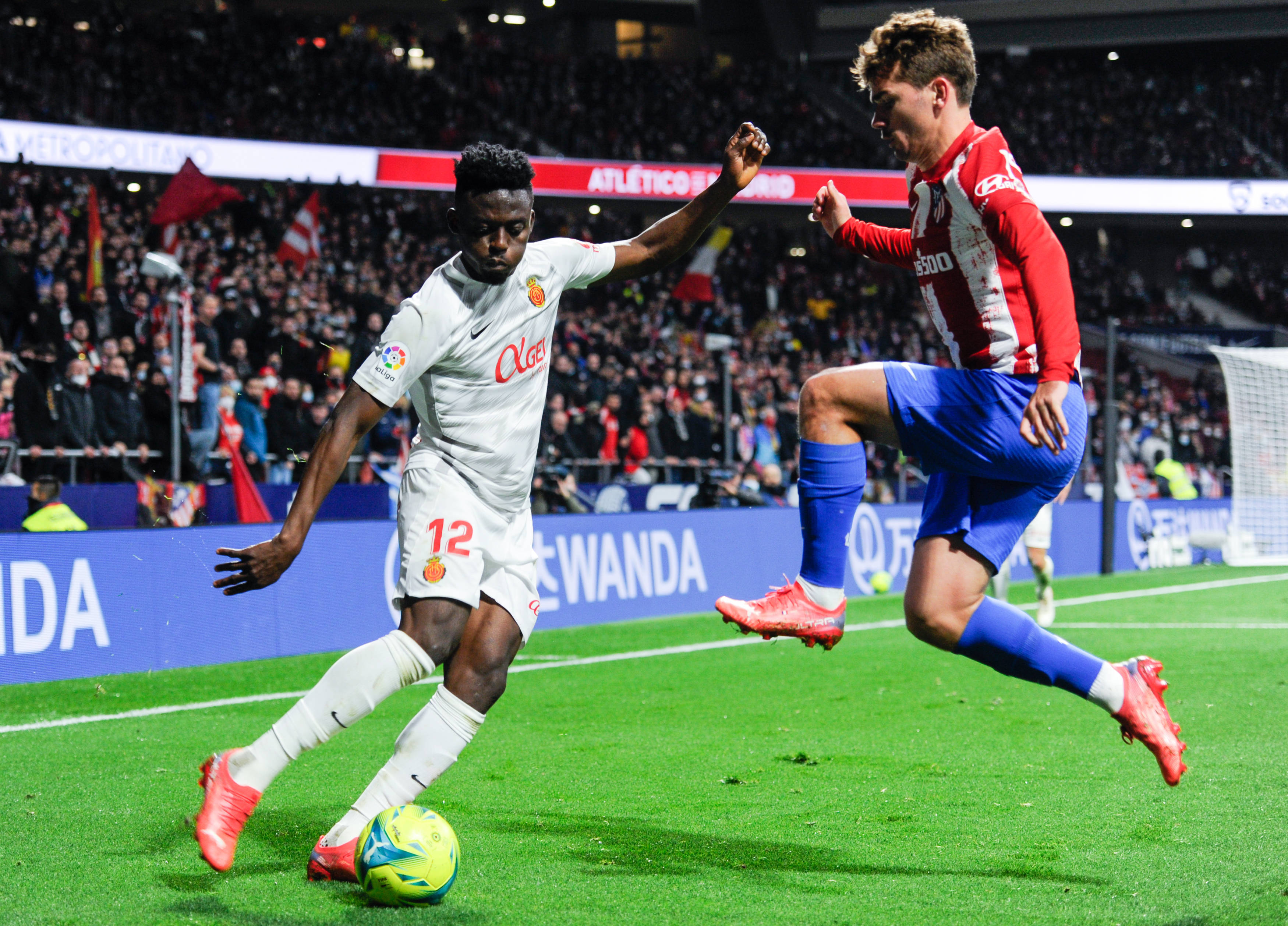 关于阿尔梅里亚门将被视为球队不可或缺的人物的信息 关于阿尔梅里亚门将被视为球队不可或缺的人物的信息