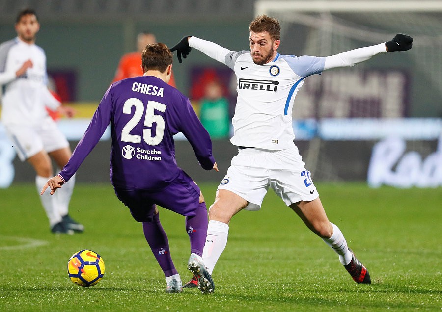 包含佛罗伦萨遭遇惨败，客场输球难挽回的词条