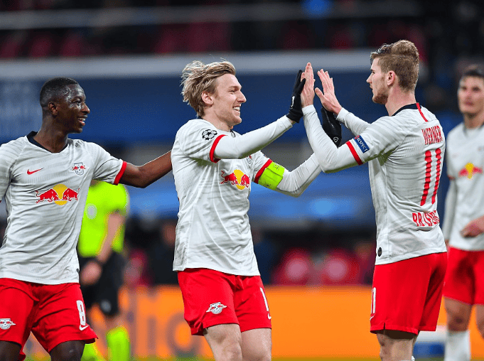 莱比锡红牛客场摘星，深陷囚局