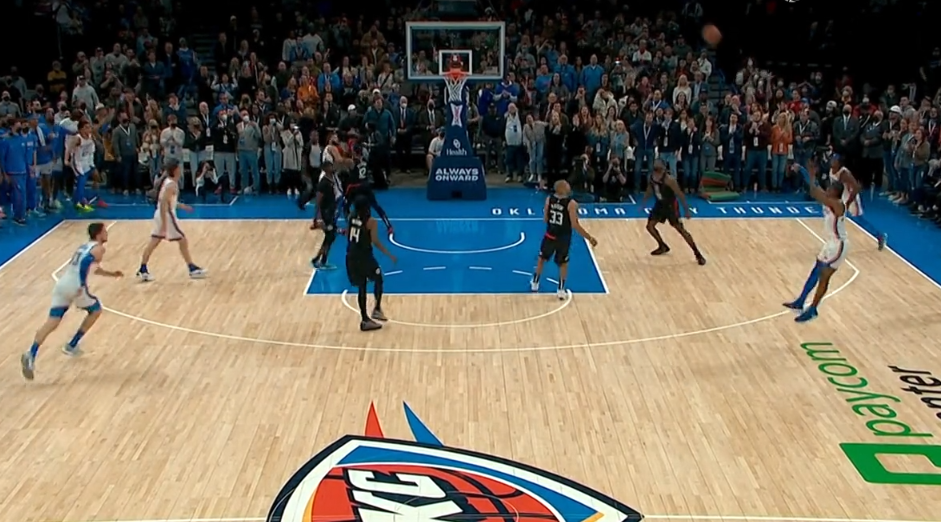 快船绝杀新疆队，高诗岩点燃赛场的简单介绍