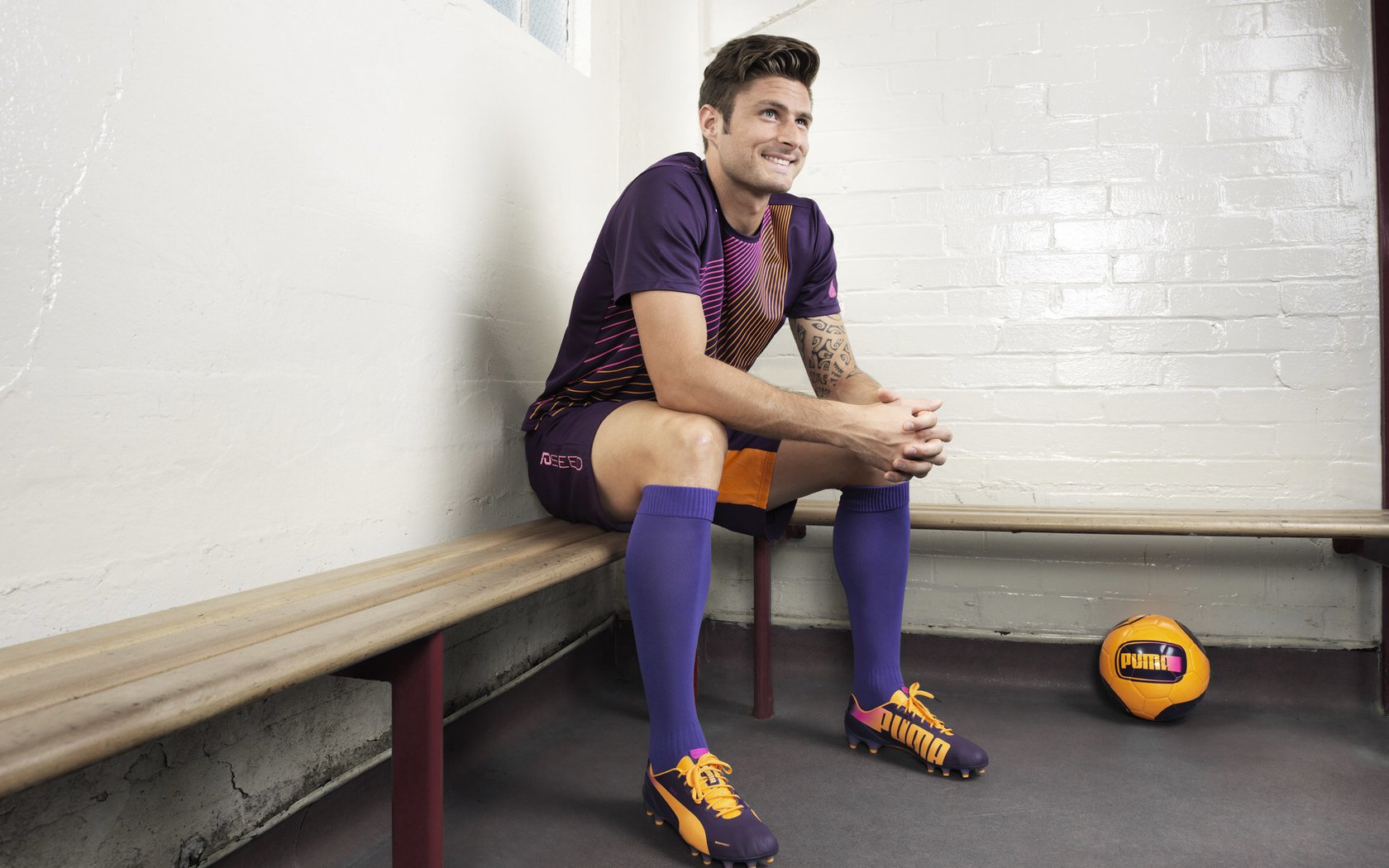 足球与乒乓的奇妙交响，葡萄牙轻取法国，奥恰洛夫关键制胜背后的竞技哲学